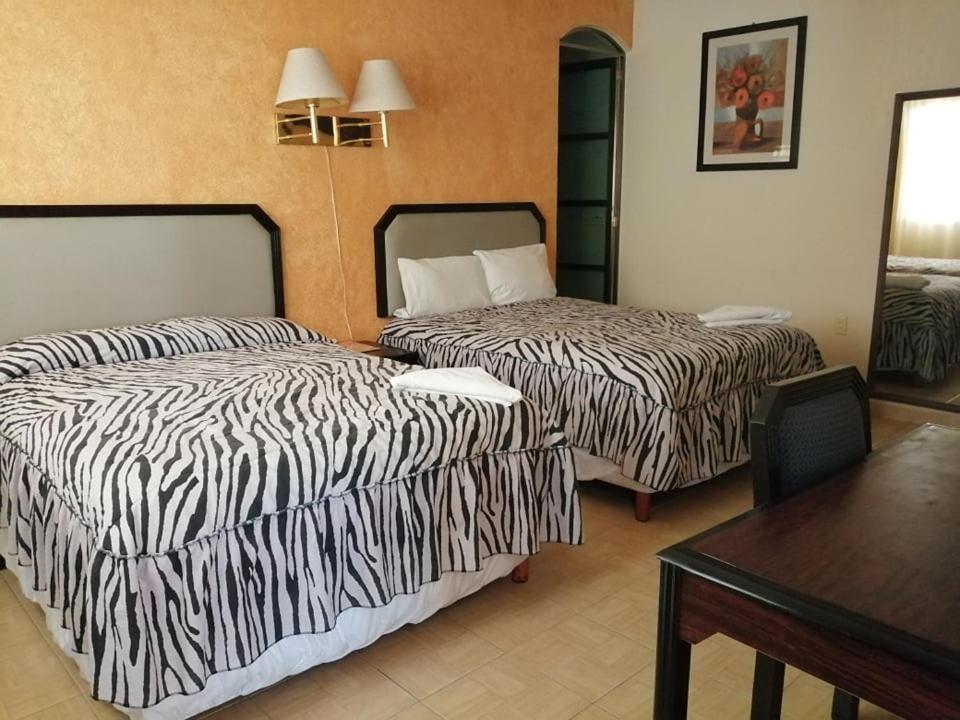 Hotel Real Doxey Tlaxcoapan Kültér fotó